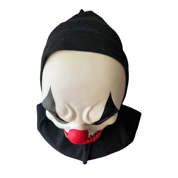 Spirit Halloween Evil Clown Foam Fabric Pullover Mask Scary Horror Haunted House - Picture 5 of 8